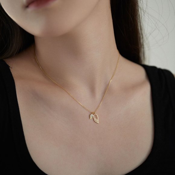 Angel Wing Necklace - 925 Sterling Silver Gold Plated - Picture 4 of 5